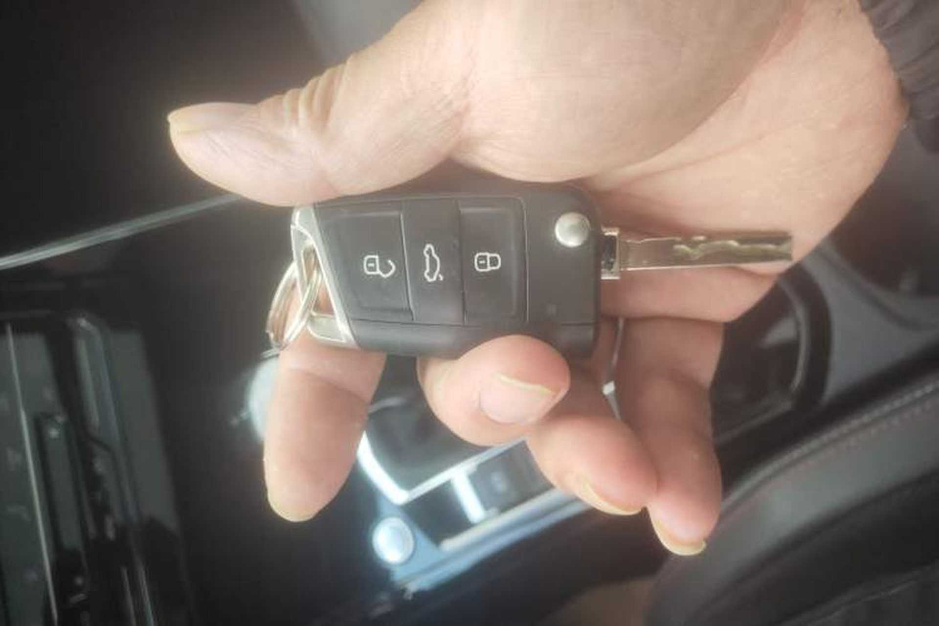 Used Volkswagen Tayron 2020 330TSI Two-Wheel Drive Luxury Smart Connectivity Version Vehicle Key