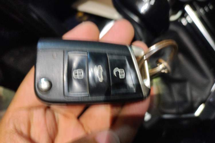 Used Volkswagen Tayron 2020 280TSI Two-Wheel Drive Luxury Connect Edition Vehicle Key