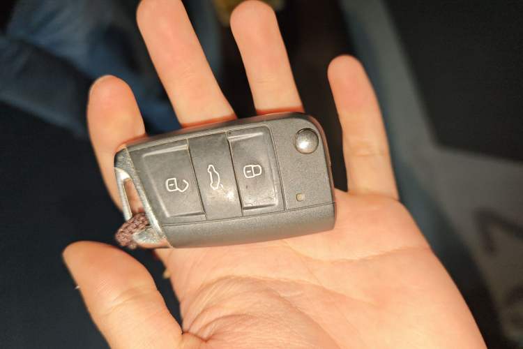 Used Volkswagen Tayron 2020 330TSI Two-Wheel Drive Luxury Smart Connectivity Version Vehicle Key
