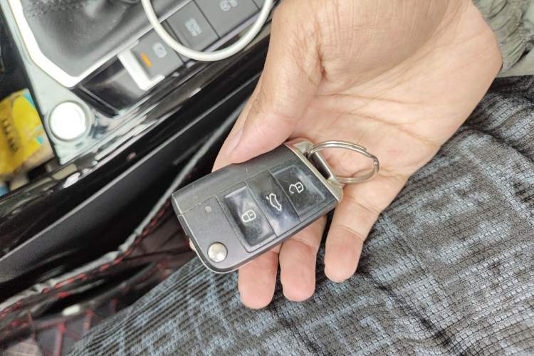 Used Volkswagen Tayron 2020 380TSI All-Wheel Drive R-Line Connected Version Vehicle Key