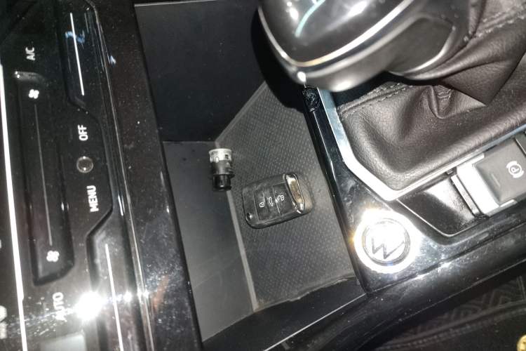 Used Volkswagen Tayron 2020 280TSI Two-Wheel Drive Luxury Connect Edition Vehicle Key