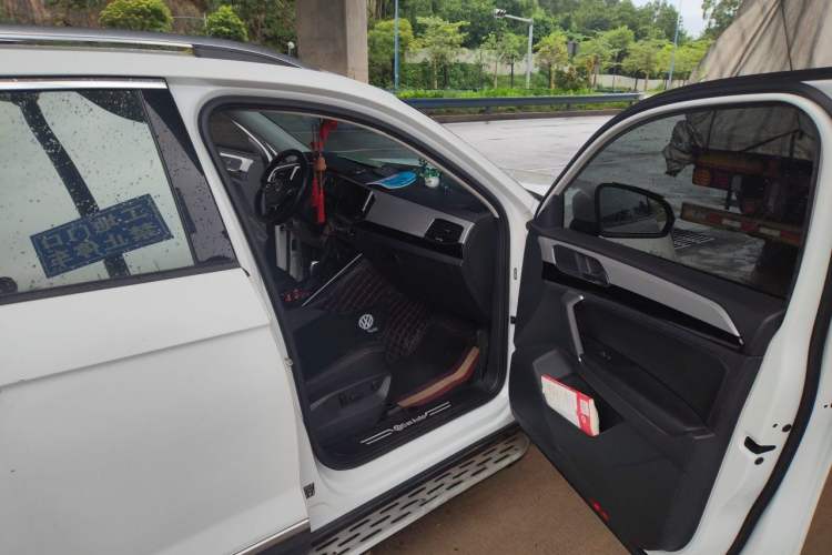 Used Volkswagen Tayron 2020 330TSI Two-Wheel Drive Luxury Smart Connectivity Version Vehicle Key