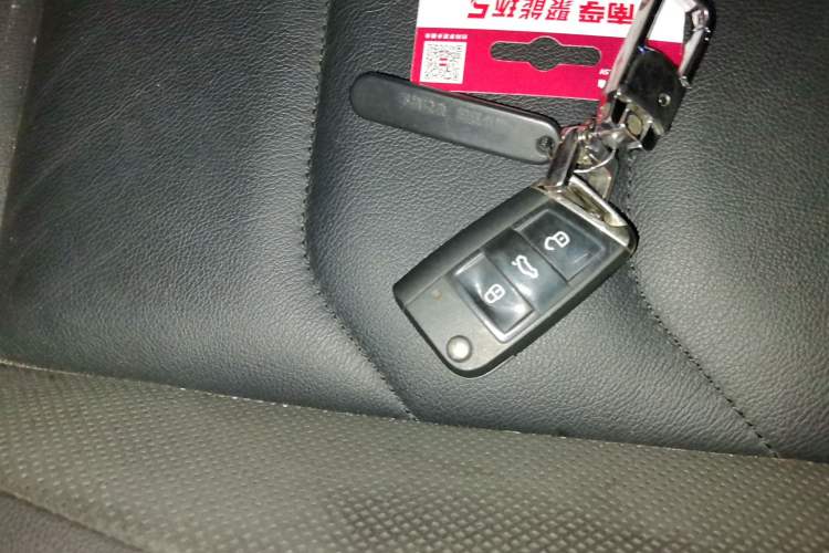 Used Volkswagen Tayron 2020 330TSI Two-Wheel Drive Luxury Smart Connectivity Version Vehicle Key