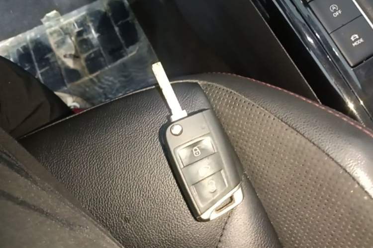 Used Volkswagen Tayron 2020 330TSI Two-Wheel Drive Luxury Smart Connectivity Version Vehicle Key