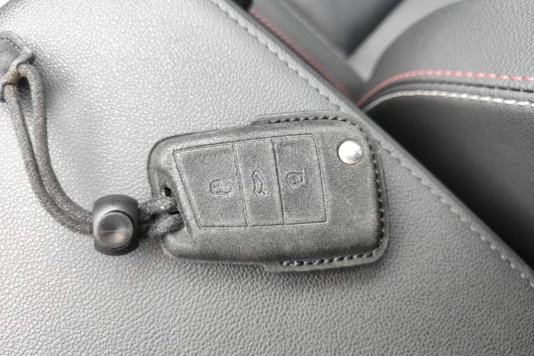 Used Volkswagen Tayron 2020 330TSI Two-Wheel Drive Luxury Smart Connectivity Version Vehicle Key