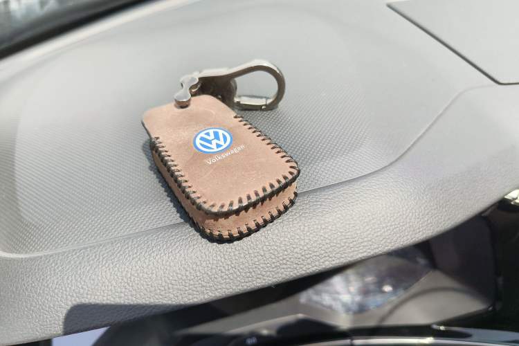 Used Volkswagen Tayron 2020 330TSI Two-Wheel Drive Luxury Smart Connectivity Version Vehicle Key