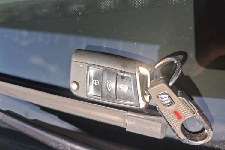 Used Volkswagen Tayron 2020 280TSI Two-Wheel Drive Luxury Connect Edition Vehicle Key