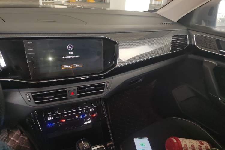 Used Volkswagen Tayron 2020 380TSI Four-Wheel Drive Luxury Connect Pro Edition Audio And AC Panel