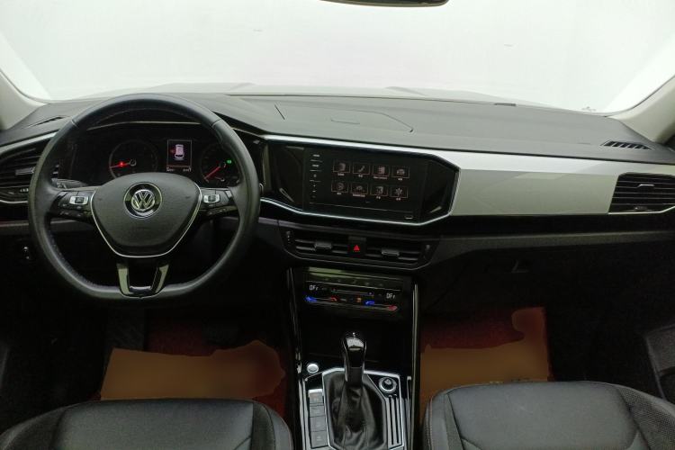 Used Volkswagen Tayron 2020 330TSI Two-Wheel Drive Luxury Smart Connectivity Version Center Console