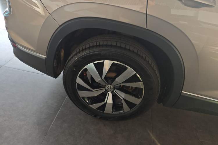 Used Volkswagen Tayron 2020 280TSI Two-Wheel Drive Luxury Connect Edition Exterior 8