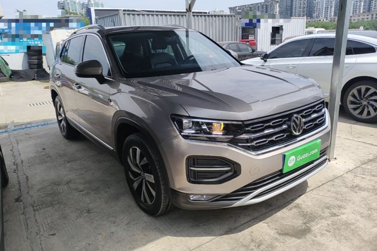 Used Volkswagen Tayron 2020 330TSI Two-Wheel Drive Luxury Smart Connectivity Version Front Right 45 Deg
