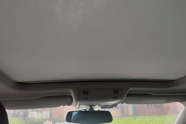 Used Volkswagen Tayron 2020 330TSI Two-Wheel Drive Luxury Smart Connectivity Version Headliner