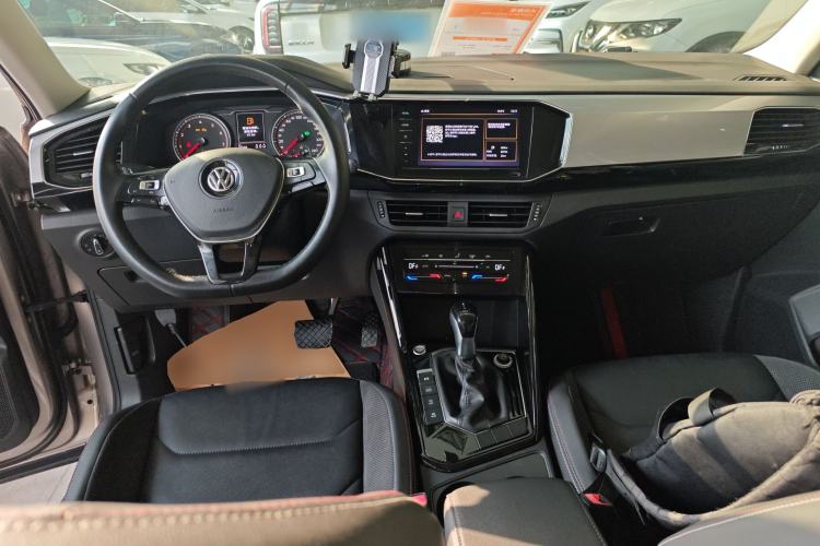Used Volkswagen Tayron 2020 280TSI Two-Wheel Drive Luxury Connect Edition Interior 2