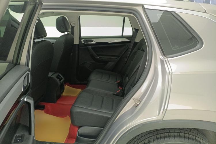 Used Volkswagen Tayron 2020 330TSI Two-Wheel Drive Luxury Smart Connectivity Version Left Rear Seat