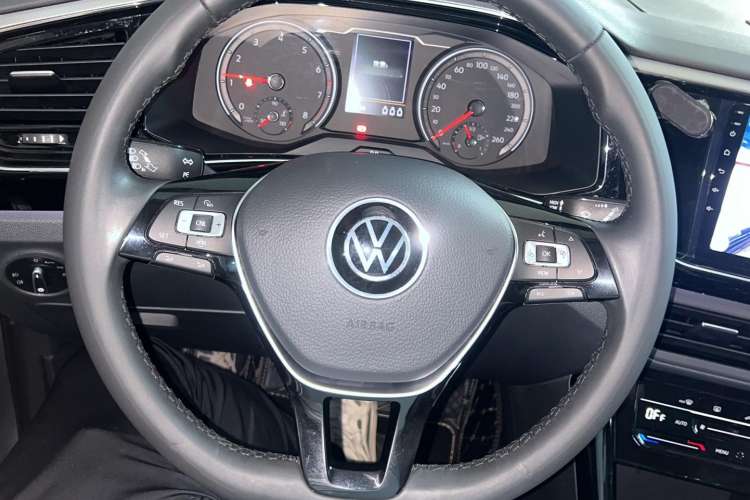 Used Volkswagen Tayron 2020 330TSI Two-Wheel Drive Luxury Smart Connectivity Version Steering Wheel