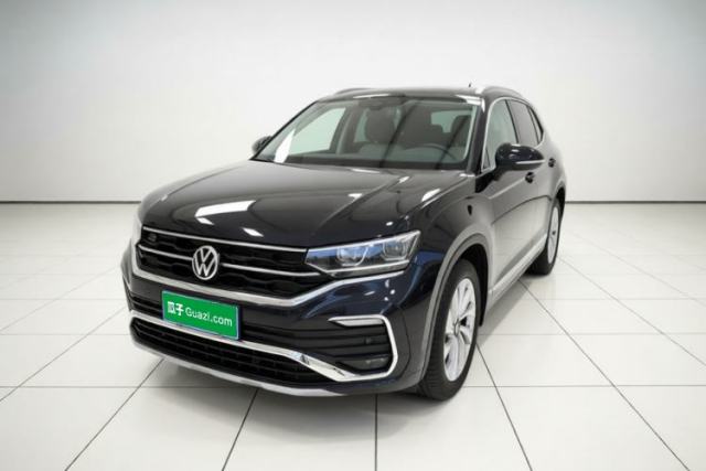 Ojetý Volkswagen Tayron 2021 330TSI Two-Wheel-Drive 3rd Anniversary Limited Edition Plus