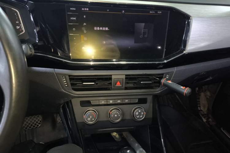 Used Volkswagen Tayron 2021 330TSI Two-Wheel Drive 30th Anniversary Edition Audio And AC Panel