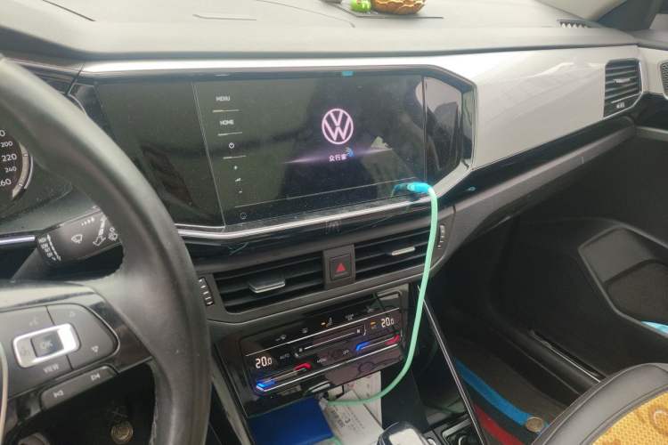 Used Volkswagen Tayron 2021 280TSI Two-Wheel Drive Luxury Smart Connectivity Version Audio And AC Panel