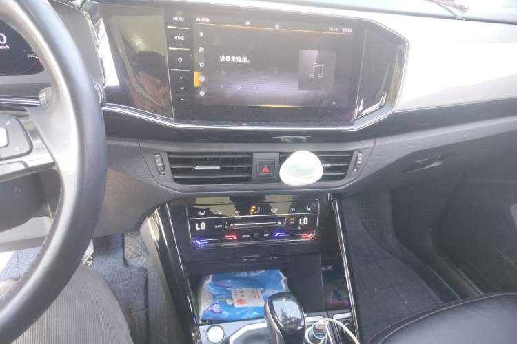 Used Volkswagen Tayron 2021 330TSI Two-Wheel Drive Luxury Connected Version Plus Audio And AC Panel
