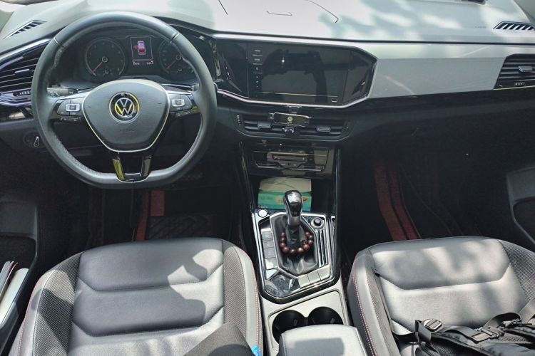 Used Volkswagen Tayron 2021 330TSI Two-Wheel Drive Luxury Connected Version Plus Center Console