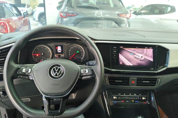 Used Volkswagen Tayron 2021 330TSI Two-Wheel Drive Luxury Smart Connectivity Version Center Console
