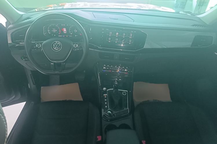 Used Volkswagen Tayron 2021 330TSI Two-Wheel Drive Luxury Smart Connectivity Version Center Console