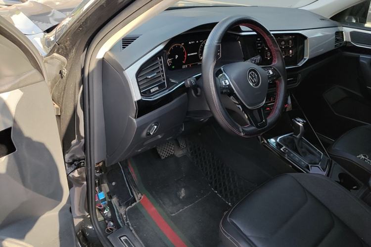 Used Volkswagen Tayron 2021 330TSI Two-Wheel-Drive 3rd Anniversary Limited Edition Driver Seat