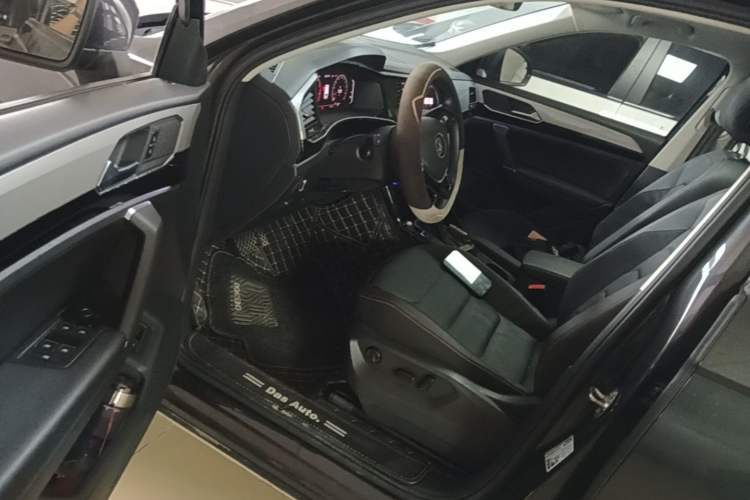 Used Volkswagen Tayron 2021 330TSI Two-Wheel Drive Luxury Smart Connectivity Version Driver Seat