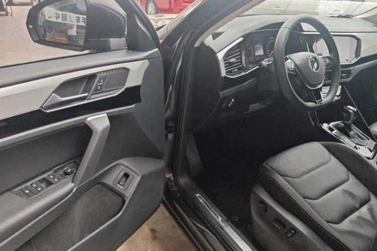 Used Volkswagen Tayron 2021 330TSI Two-Wheel Drive Luxury Smart Connectivity Version Driver Seat