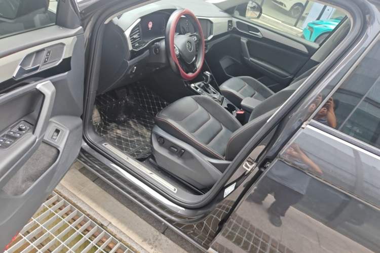 Used Volkswagen Tayron 2021 330TSI Two-Wheel Drive 30th Anniversary Edition Driver Seat