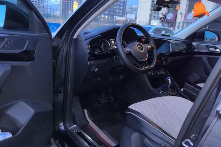 Used Volkswagen Tayron 2021 280TSI Two-Wheel Drive Comfort Connect Edition Driver Seat