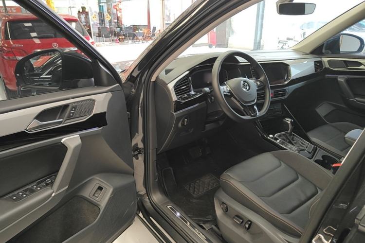 Used Volkswagen Tayron 2021 330TSI Two-Wheel-Drive 3rd Anniversary Limited Edition Driver Seat