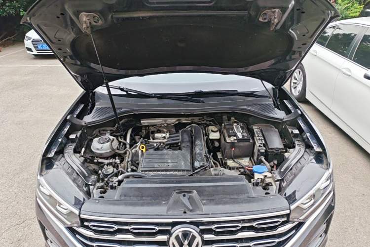 Used Volkswagen Tayron 2021 280TSI Two-Wheel Drive Luxury Smart Connectivity Version Engine Bay
