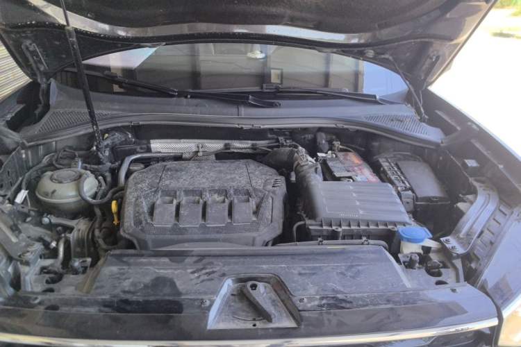 Used Volkswagen Tayron 2021 330TSI Two-Wheel-Drive 3rd Anniversary Limited Edition Plus Engine Bay