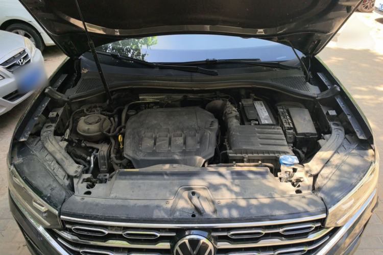 Used Volkswagen Tayron 2021 330TSI Two-Wheel-Drive 3rd Anniversary Limited Edition Engine Bay