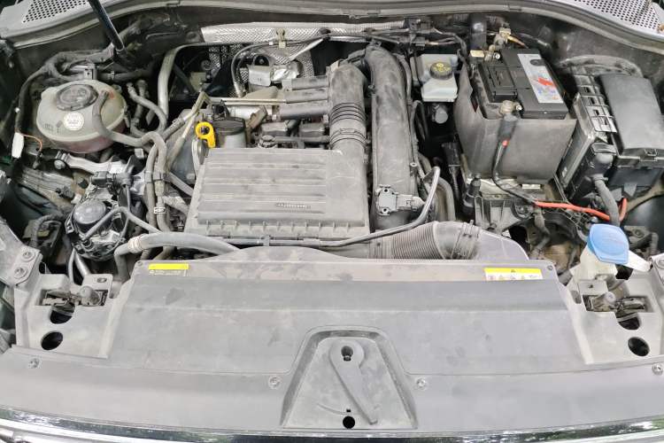 Used Volkswagen Tayron 2021 280TSI Two-Wheel Drive Luxury Smart Connectivity Version Engine Bay