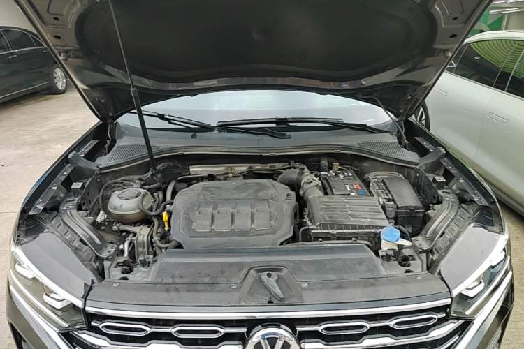 Used Volkswagen Tayron 2021 330TSI Two-Wheel Drive Luxury Smart Connectivity Version Engine Bay