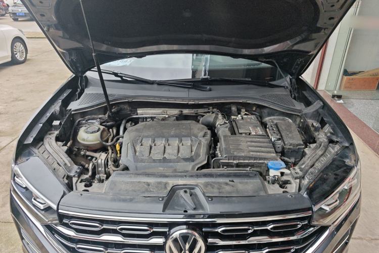 Used Volkswagen Tayron 2021 330TSI Two-Wheel Drive Luxury Smart Connectivity Version Engine Bay