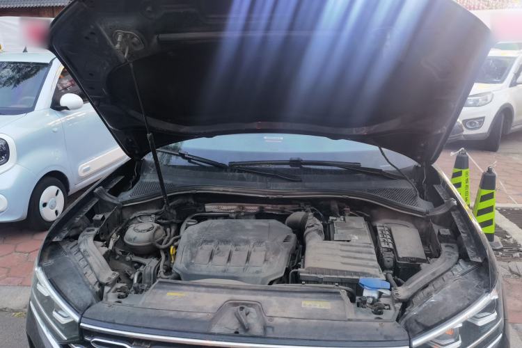 Used Volkswagen Tayron 2021 330TSI Two-Wheel Drive Luxury Smart Connectivity Version Engine Bay