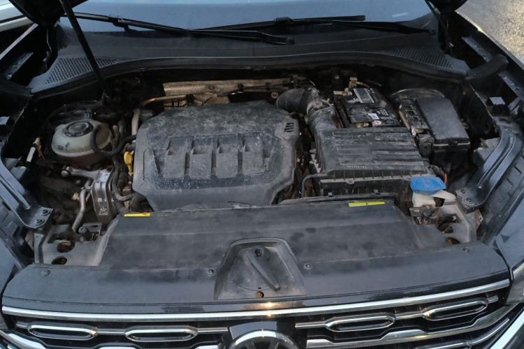 Used Volkswagen Tayron 2021 330TSI Two-Wheel Drive Luxury Smart Connectivity Version Engine Bay