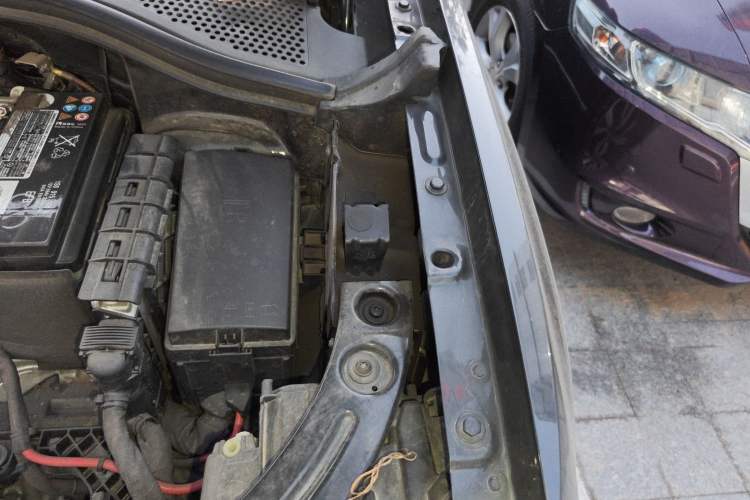 Used Volkswagen Tayron 2021 280TSI Two-Wheel Drive Luxury Smart Connectivity Version Engine Bay Left