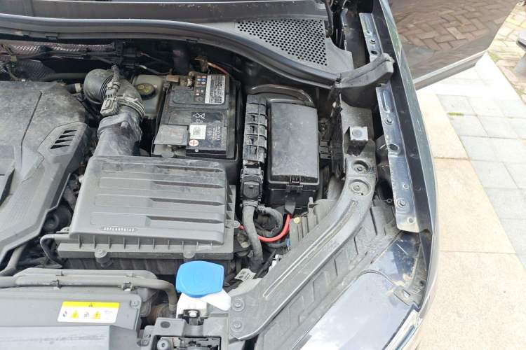 Used Volkswagen Tayron 2021 330TSI Two-Wheel Drive Luxury Smart Connectivity Version Engine Bay Left