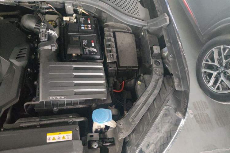 Used Volkswagen Tayron 2021 330TSI Two-Wheel-Drive 3rd Anniversary Limited Edition Engine Bay Left