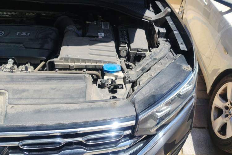 Used Volkswagen Tayron 2021 380TSI All-Wheel Drive R-Line Connected Version Engine Bay Left