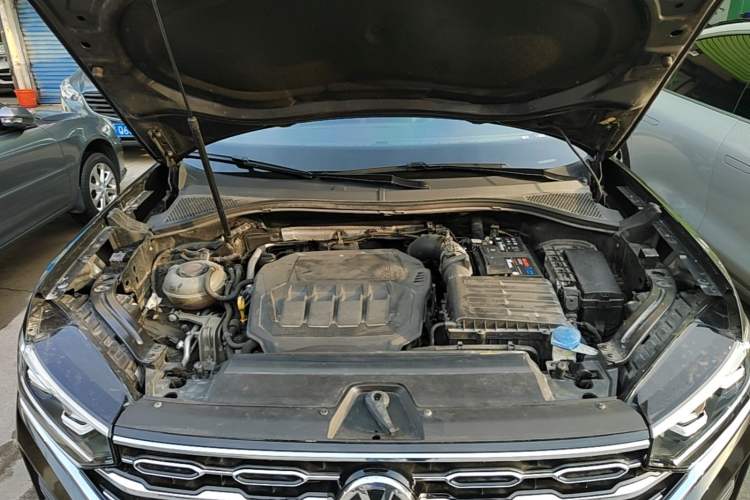 Used Volkswagen Tayron 2021 330TSI Two-Wheel Drive Luxury Smart Connectivity Version Engine Bay