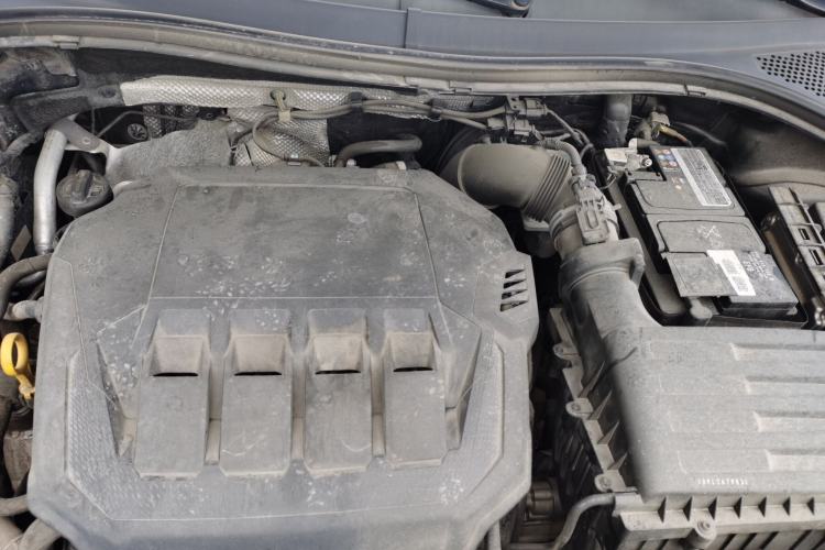 Used Volkswagen Tayron 2021 330TSI Two-Wheel Drive Luxury Smart Connectivity Version Engine Bay