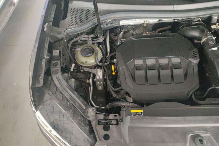 Used Volkswagen Tayron 2021 330TSI Two-Wheel-Drive 3rd Anniversary Limited Edition Engine Bay Right