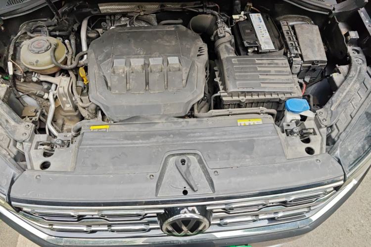 Used Volkswagen Tayron 2021 330TSI Two-Wheel Drive Luxury Smart Connectivity Version Engine Bay