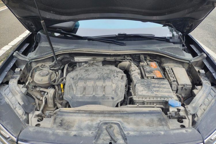 Used Volkswagen Tayron 2021 330TSI Two-Wheel Drive Luxury Connected Version Plus Engine Bay