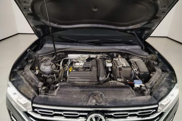 Used Volkswagen Tayron 2021 280TSI Two-Wheel Drive Luxury Smart Connectivity Version Engine Bay